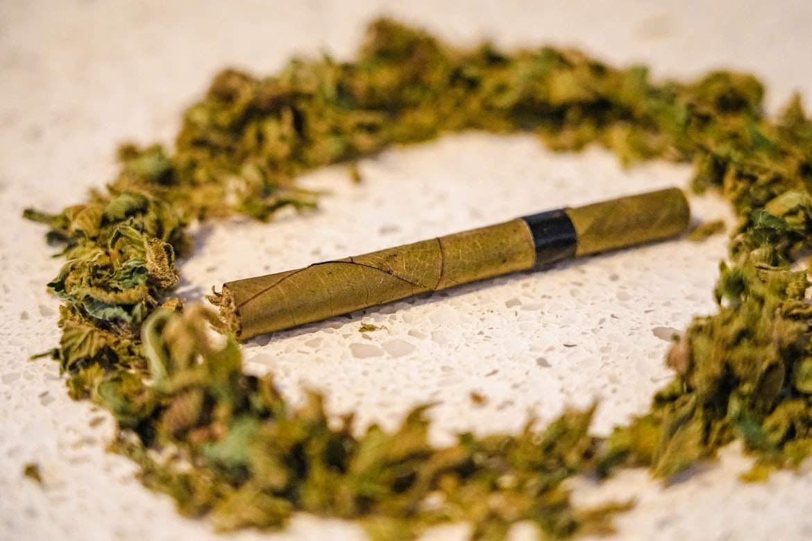 Why Consumers Are Choosing THCA Pre Rolls In 2026